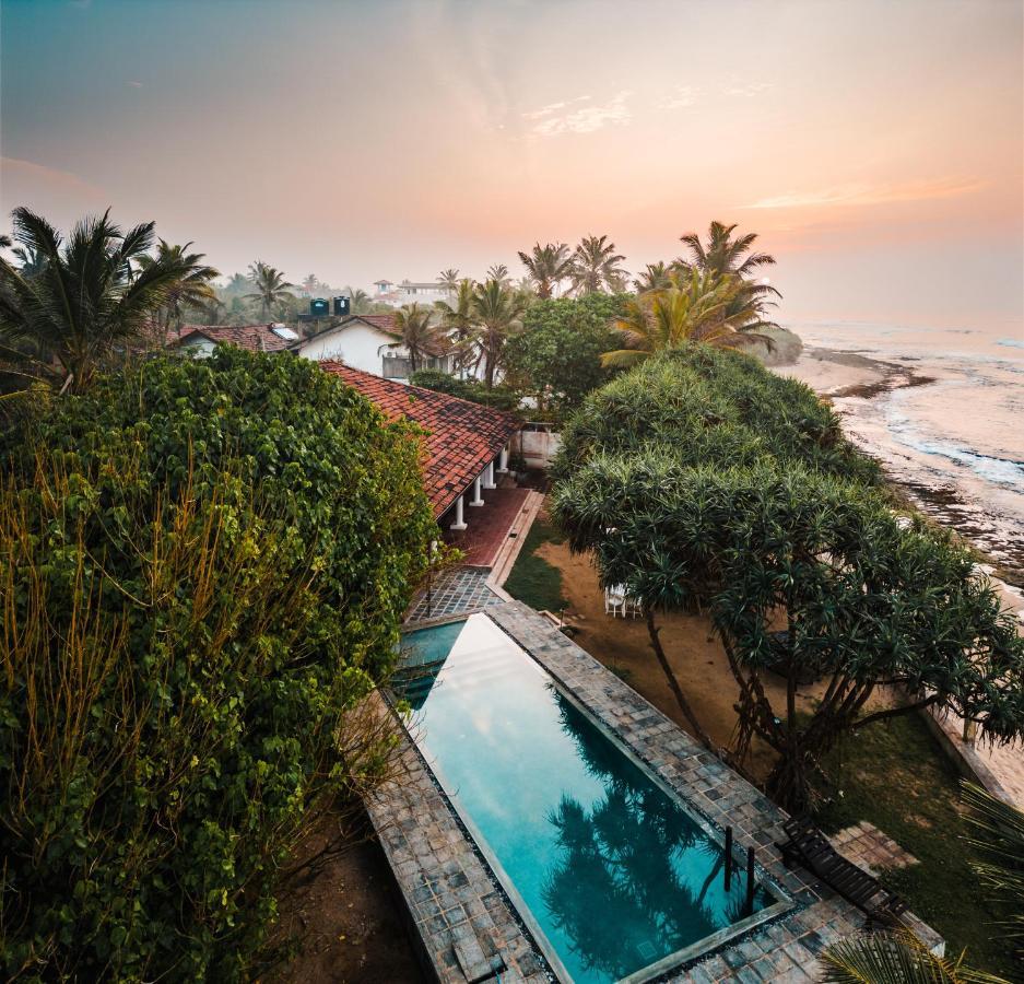 Saltasia Boutique Beach Villa Mirissa Exterior foto