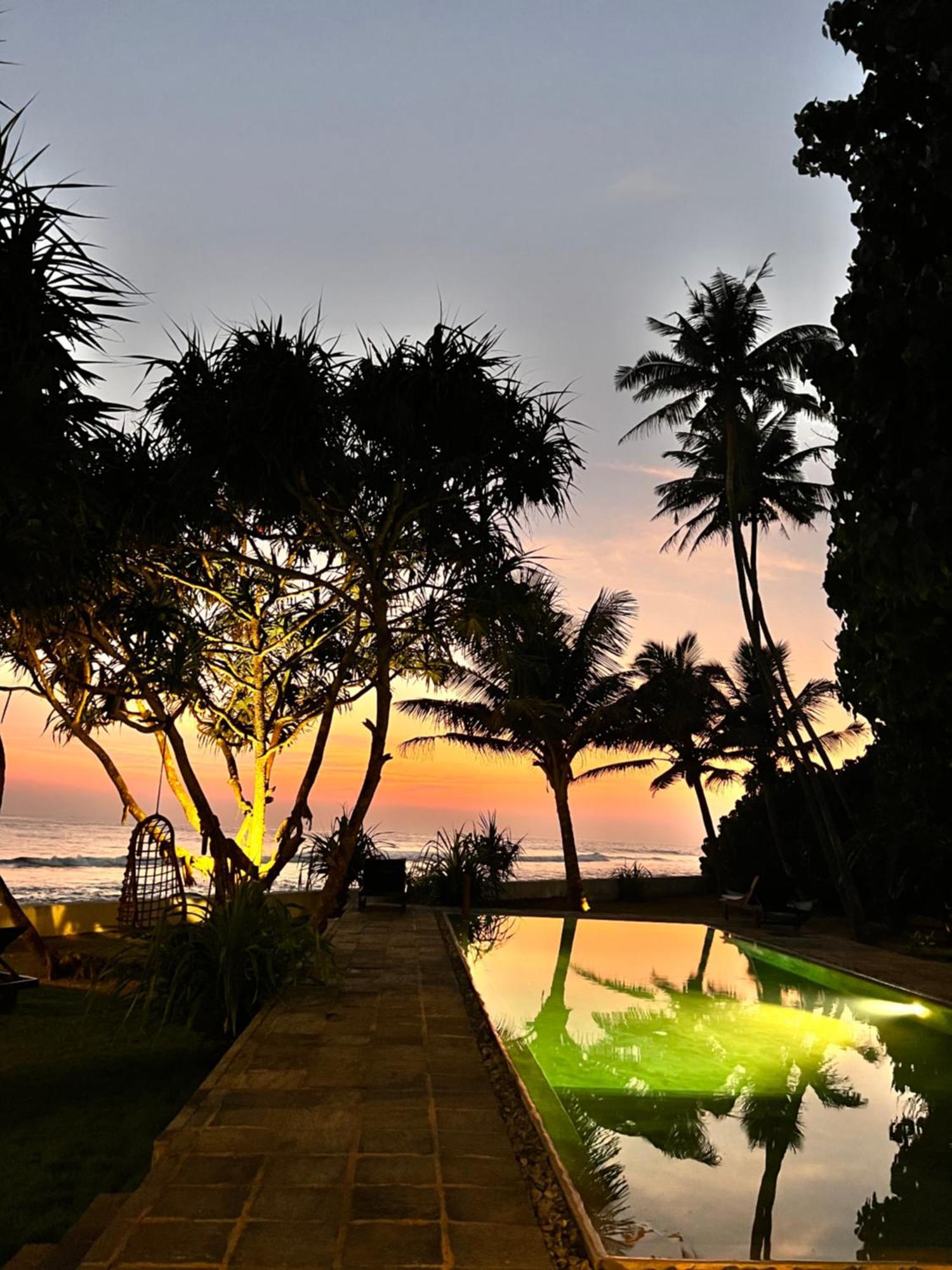 Saltasia Boutique Beach Villa Mirissa Exterior foto