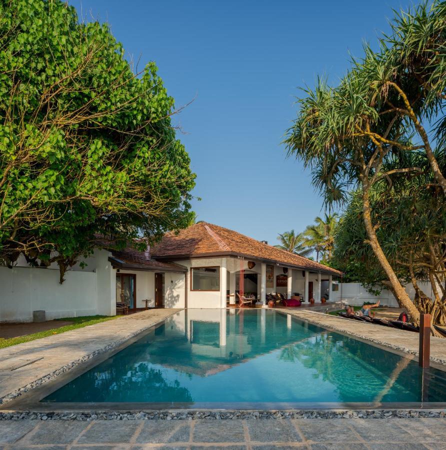 Saltasia Boutique Beach Villa Mirissa Exterior foto